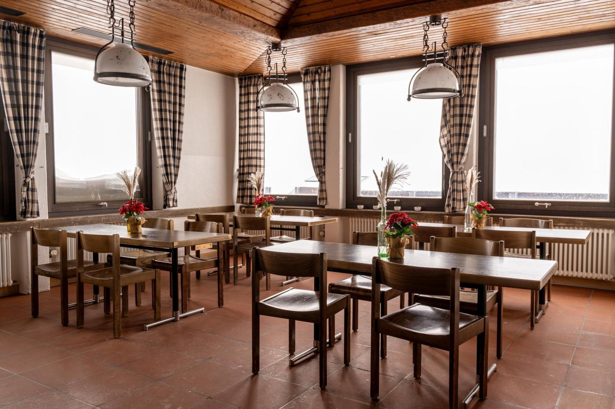 Berghotel Pischa Mountain Lodge Ostrava Dış mekan fotoğraf