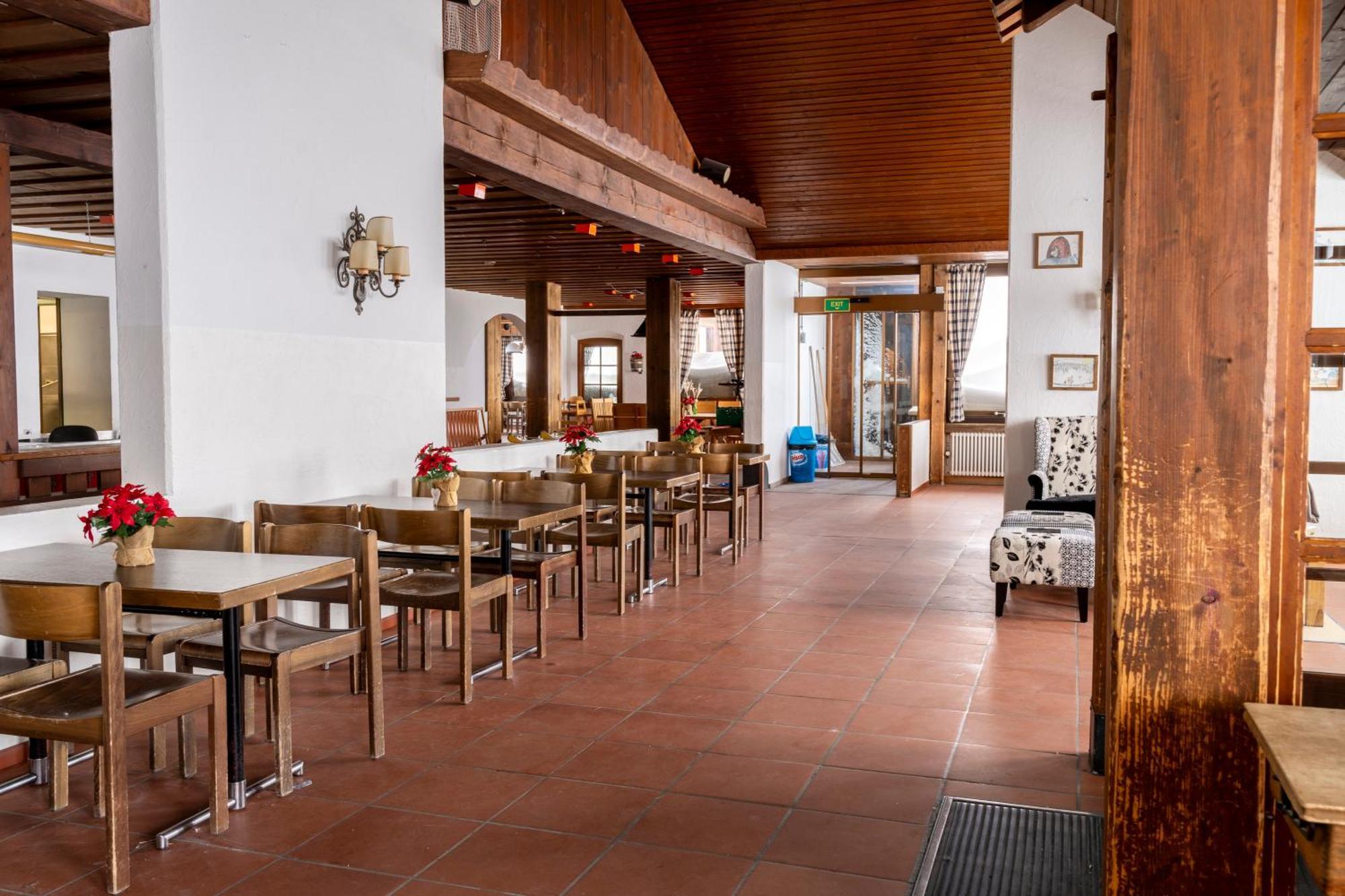 Berghotel Pischa Mountain Lodge Ostrava Dış mekan fotoğraf